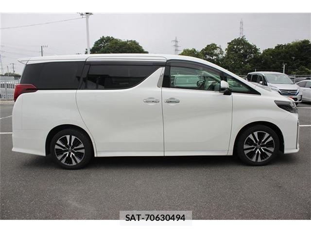 Toyota ALPHARD 2018-03 7325439-29