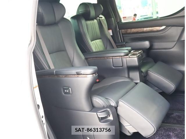 Toyota ALPHARD 2021-03 7325437-16