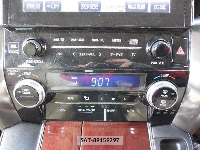 Toyota ALPHARD 2017-10 7356702-21