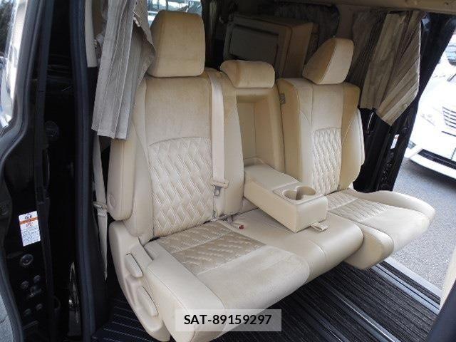 Toyota ALPHARD 2017-10 7356702-8