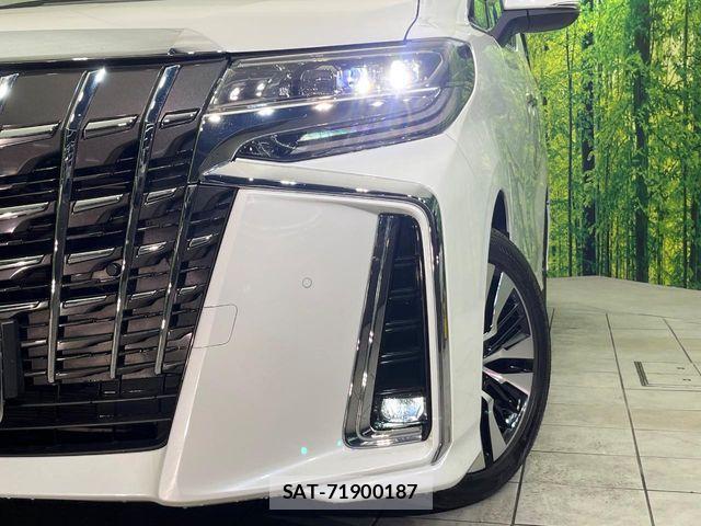 Toyota ALPHARD 2022-11 7356698-11