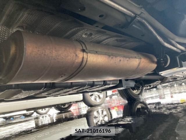 Toyota ALPHARD 2012-03 7356701-10