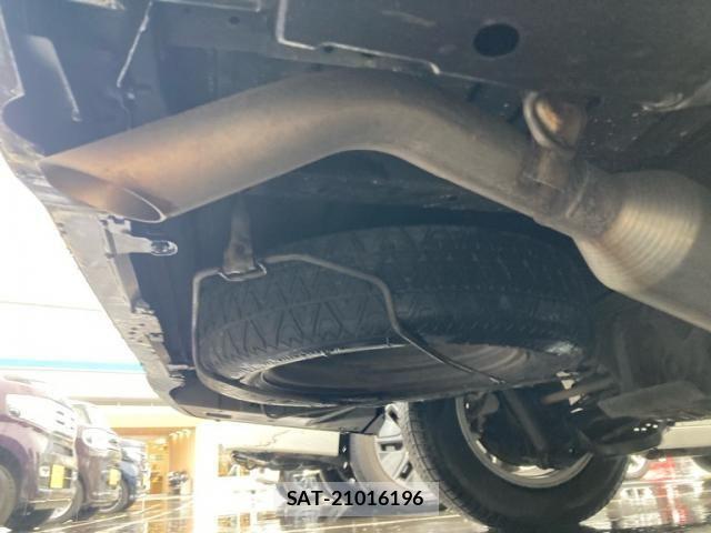Toyota ALPHARD 2012-03 7356701-11