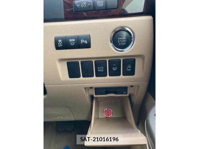 Toyota ALPHARD 2012-03 7356701-19
