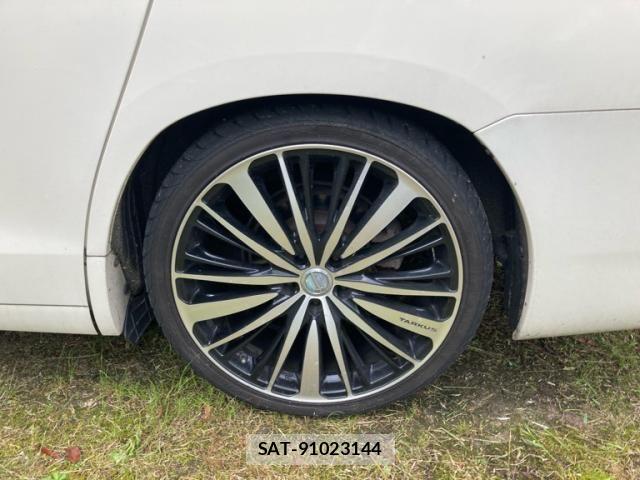 Toyota ALPHARD 2013-01 7452690-14