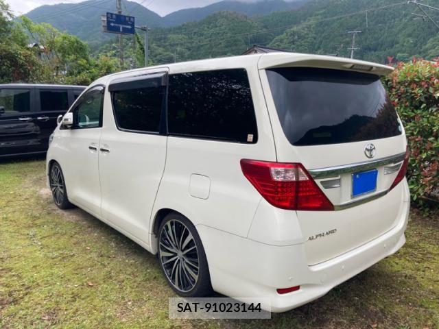 Toyota ALPHARD 2013-01 7452690-4
