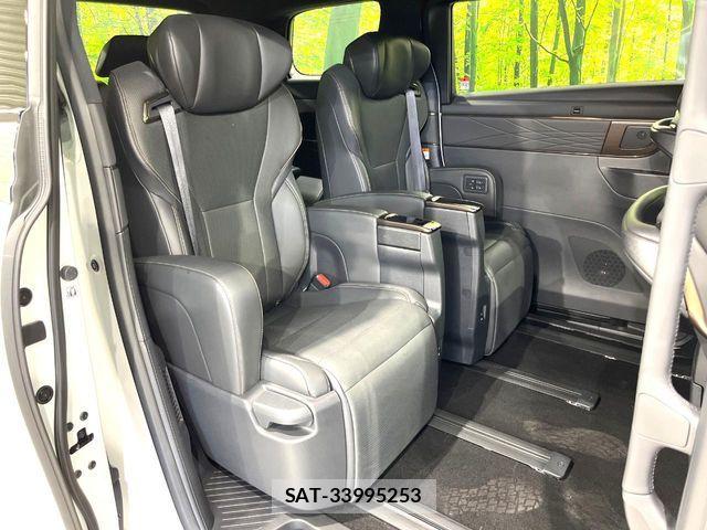 Toyota ALPHARD 2024-12 7452679-9