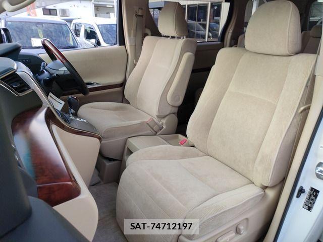 Toyota ALPHARD 2009-09 7452687-12