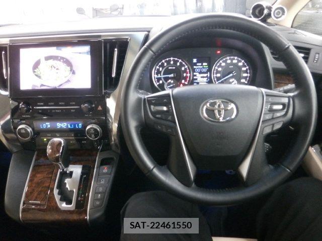 Toyota ALPHARD 2021-04 7452685-7