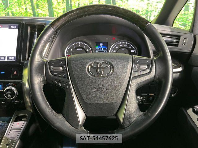 Toyota ALPHARD 2017-03 7499359-11