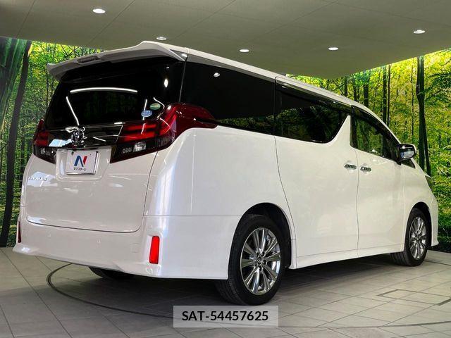 Toyota ALPHARD 2017-03 7499359-17