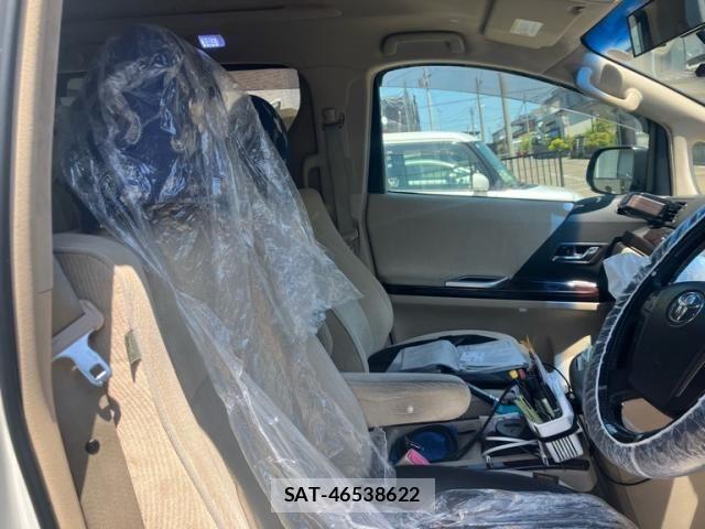Toyota ALPHARD 2013-10 7561788-13
