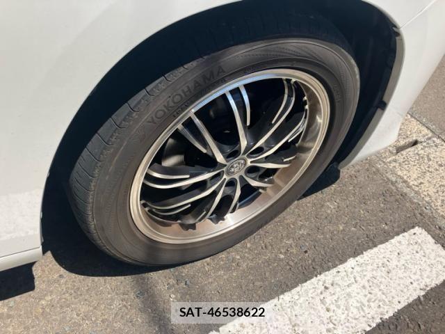Toyota ALPHARD 2013-10 7561788-6