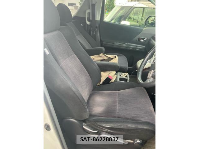 Toyota ALPHARD 2013-07 7614750-16