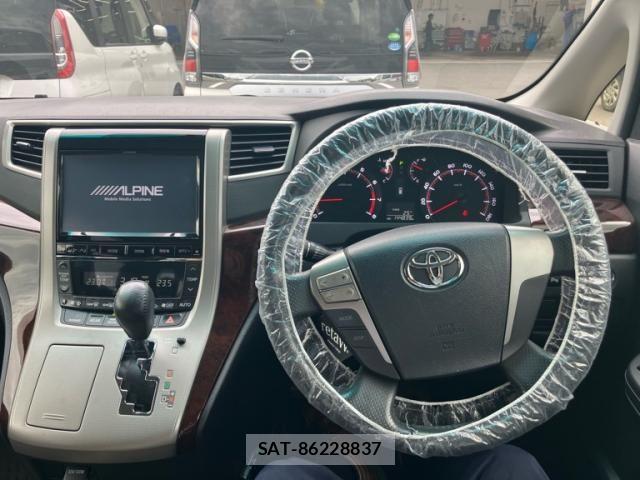 Toyota ALPHARD 2013-07 7614750-17