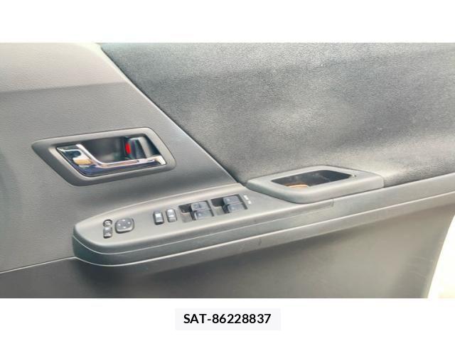 Toyota ALPHARD 2013-07 7614750-28