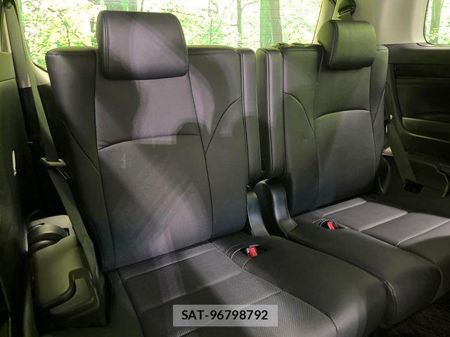 Toyota ALPHARD 2018-03 7614748-10