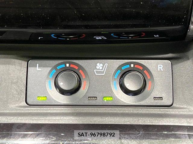 Toyota ALPHARD 2018-03 7614748-7