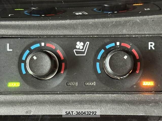 Toyota ALPHARD 2018-08 7720274-28