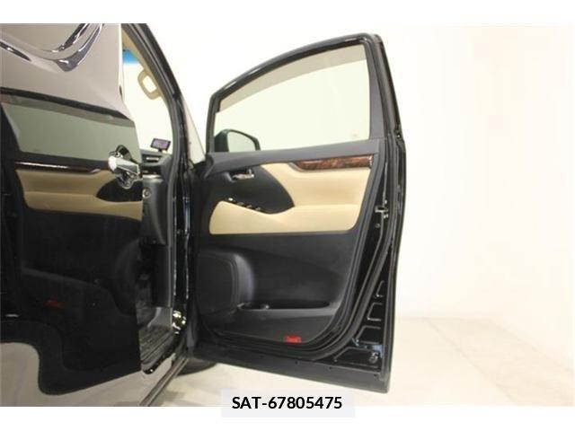 Toyota ALPHARD 2018-08 7782347-28