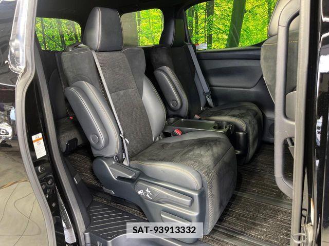 Toyota ALPHARD 2022-03 7782355-8