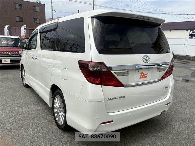 Toyota ALPHARD 2013-04 7875145-14
