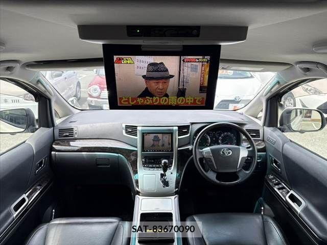 Toyota ALPHARD 2013-04 7875145-1