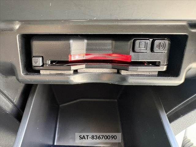 Toyota ALPHARD 2013-04 7875145-27