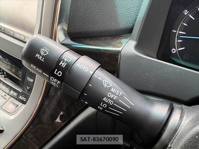 Toyota ALPHARD 2013-04 7875145-28