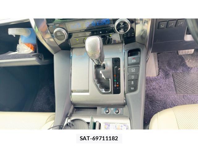 Toyota ALPHARD 2019-09 7875143-16