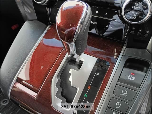 Toyota ALPHARD 2017-02 7875144-13