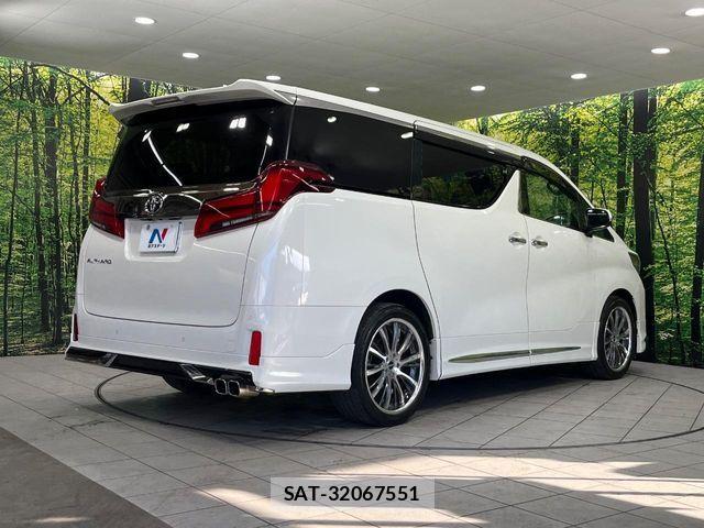 Toyota ALPHARD 2020-09 7960389-17