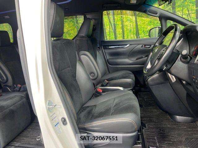 Toyota ALPHARD 2020-09 7960389-7