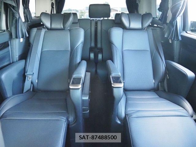 Toyota ALPHARD 2023-01 7960386-11