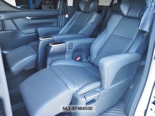 Toyota ALPHARD 2023-01 7960386-12