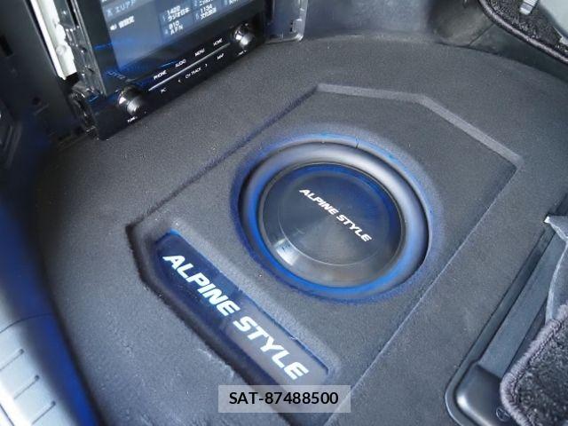 Toyota ALPHARD 2023-01 7960386-18