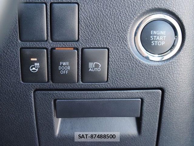 Toyota ALPHARD 2023-01 7960386-28