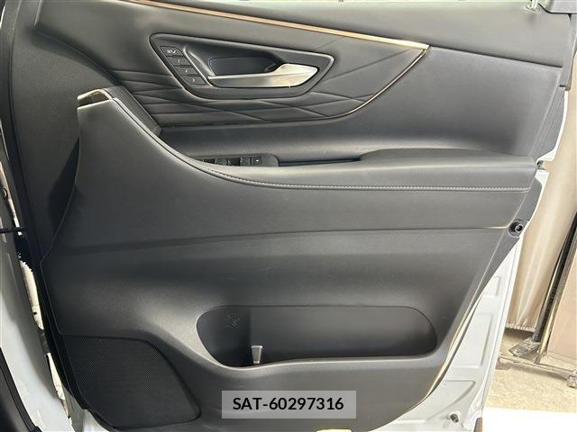 Toyota ALPHARD 2025-03 7978389-24