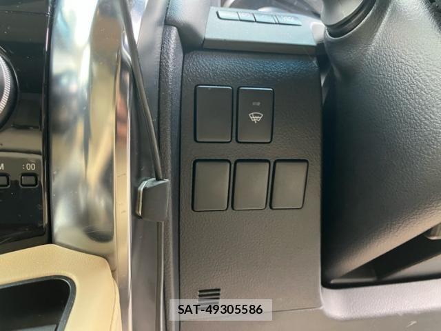 Toyota ALPHARD 2019-04 7978391-17