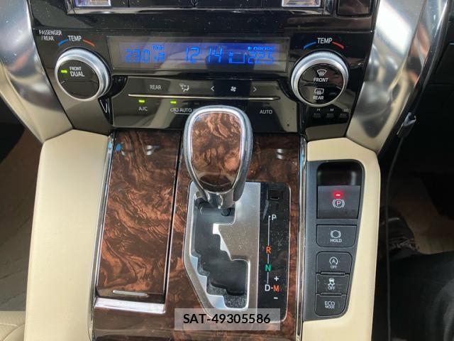 Toyota ALPHARD 2019-04 7978391-24