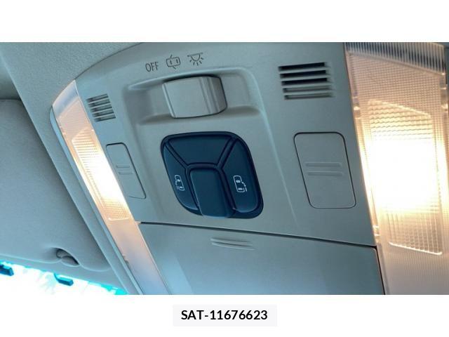 Toyota ALPHARD 2008-12 8034287-22