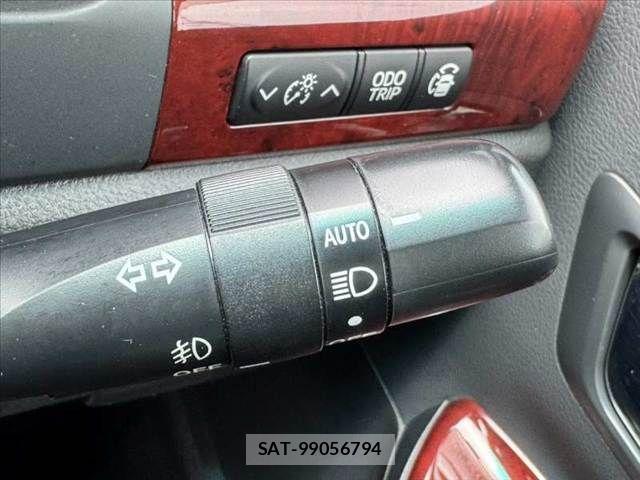 Toyota ALPHARD 2010-04 8034285-26