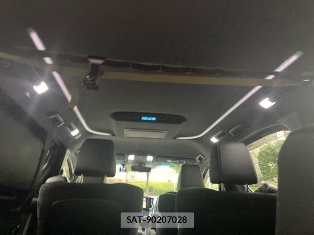 Toyota ALPHARD 2021-03 8034278-6