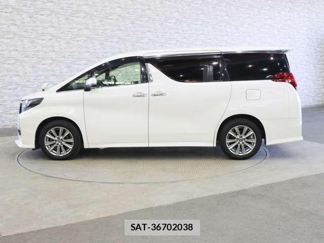Toyota ALPHARD 2017-04 8034280-11