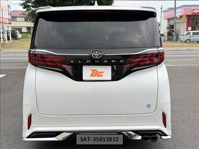 Toyota ALPHARD 2024-05 8072714-22