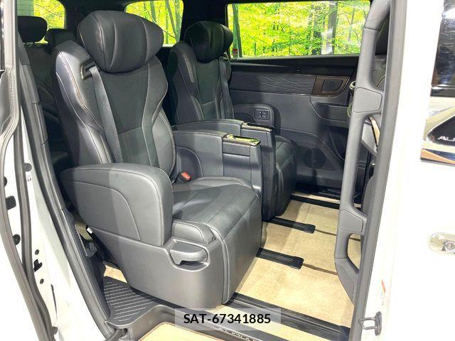 Toyota ALPHARD 2024-04 8097829-9