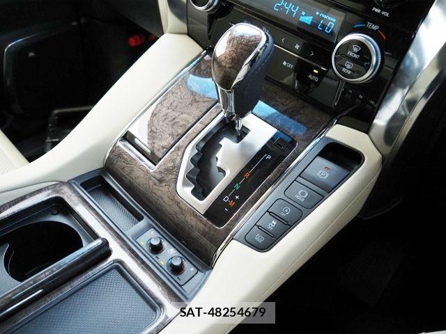 Toyota ALPHARD 2021-08 8097830-25