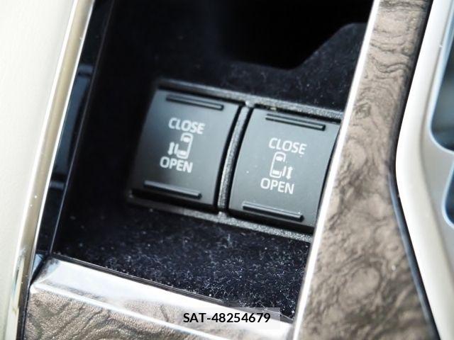 Toyota ALPHARD 2021-08 8097830-26