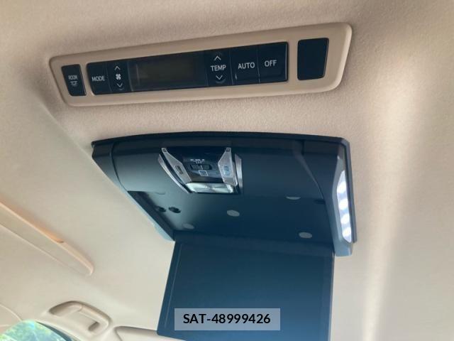 Toyota ALPHARD 2009-12 8097832-20