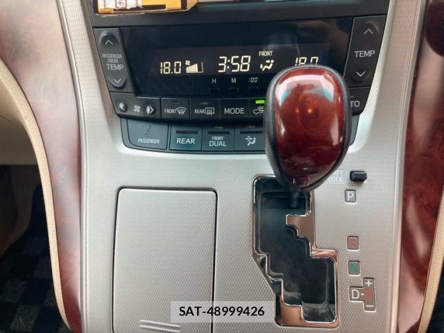 Toyota ALPHARD 2009-12 8097832-24